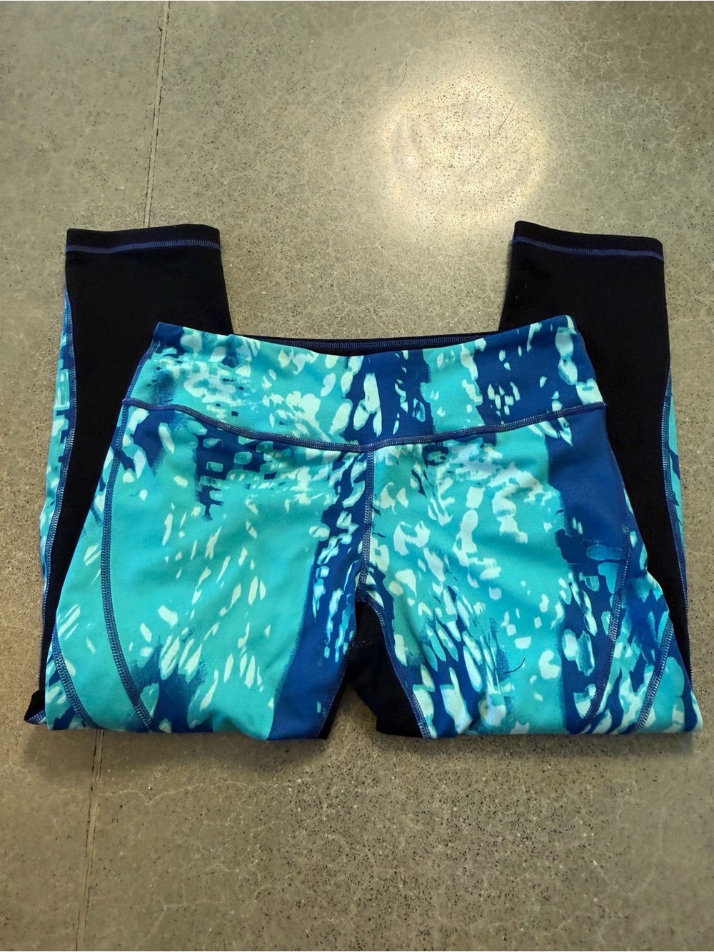 Zella Blue and Aqua Patterned Athletic Leggings